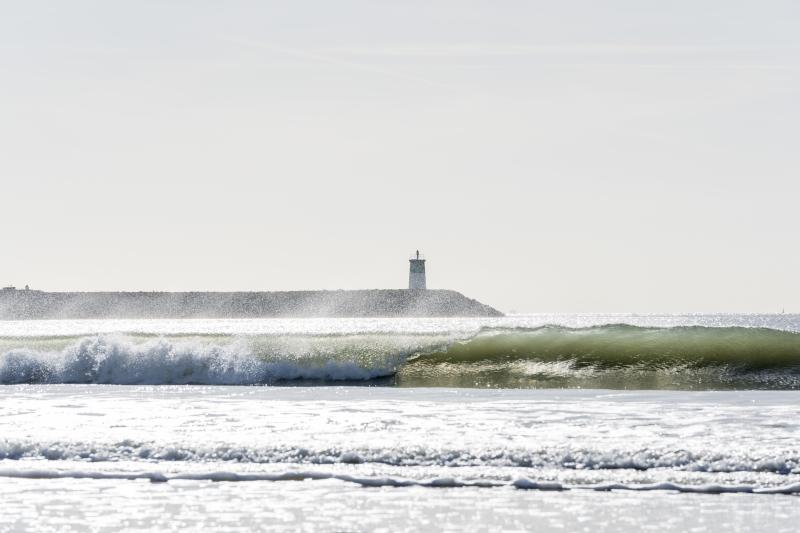 Vagues et pluie fine à Pornichet
