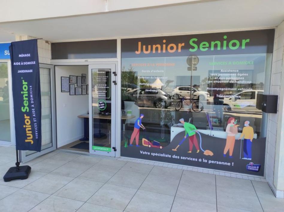photo-agence-junior-senior-4805204 photo-agence-junior-senior-4805204